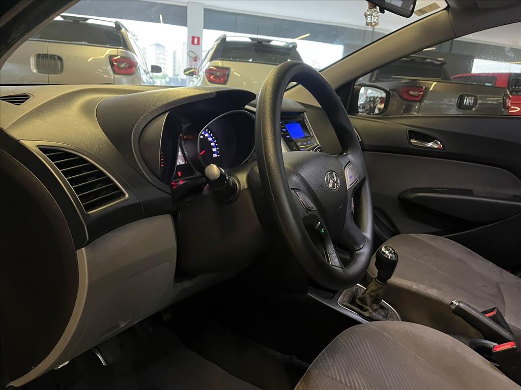 HB20S 1.6 COMFORT PLUS 16V FLEX 4P MANUAL10