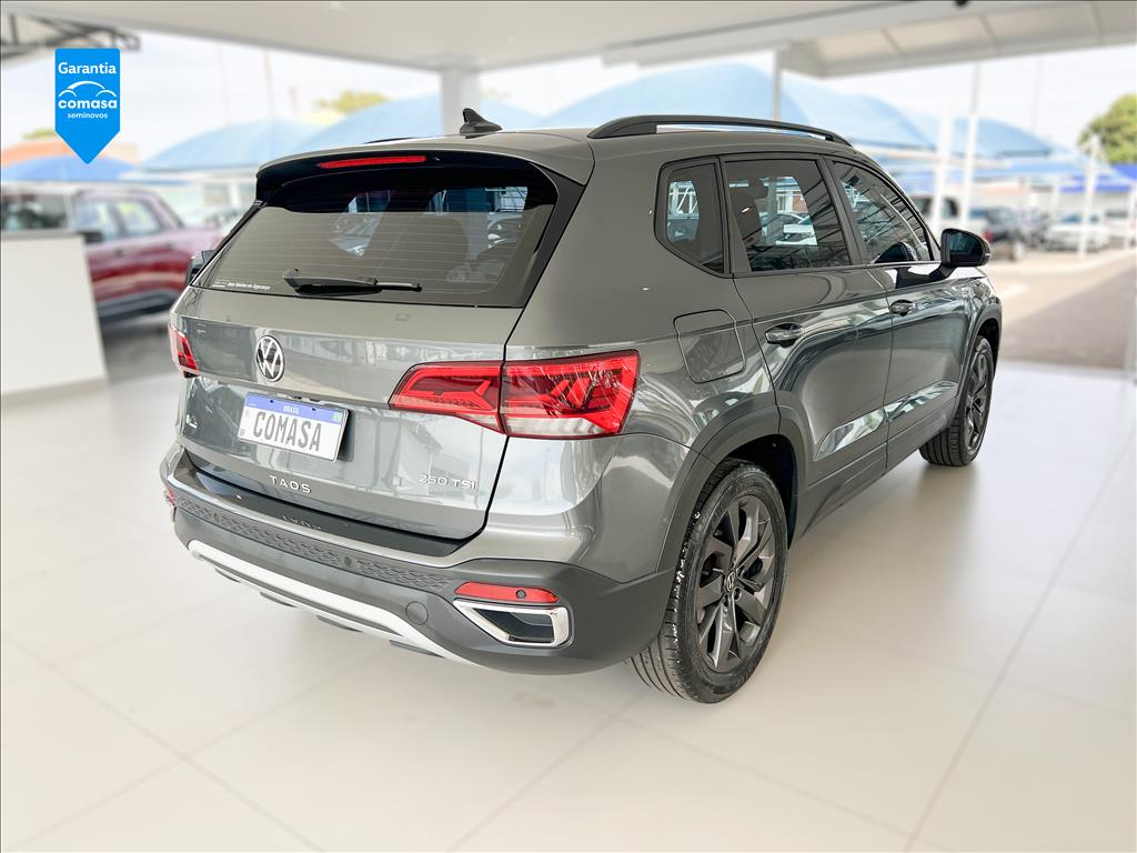 TAOS 1.4 250 TSI TOTAL FLEX COMFORTLINE AUTOMÁTICO