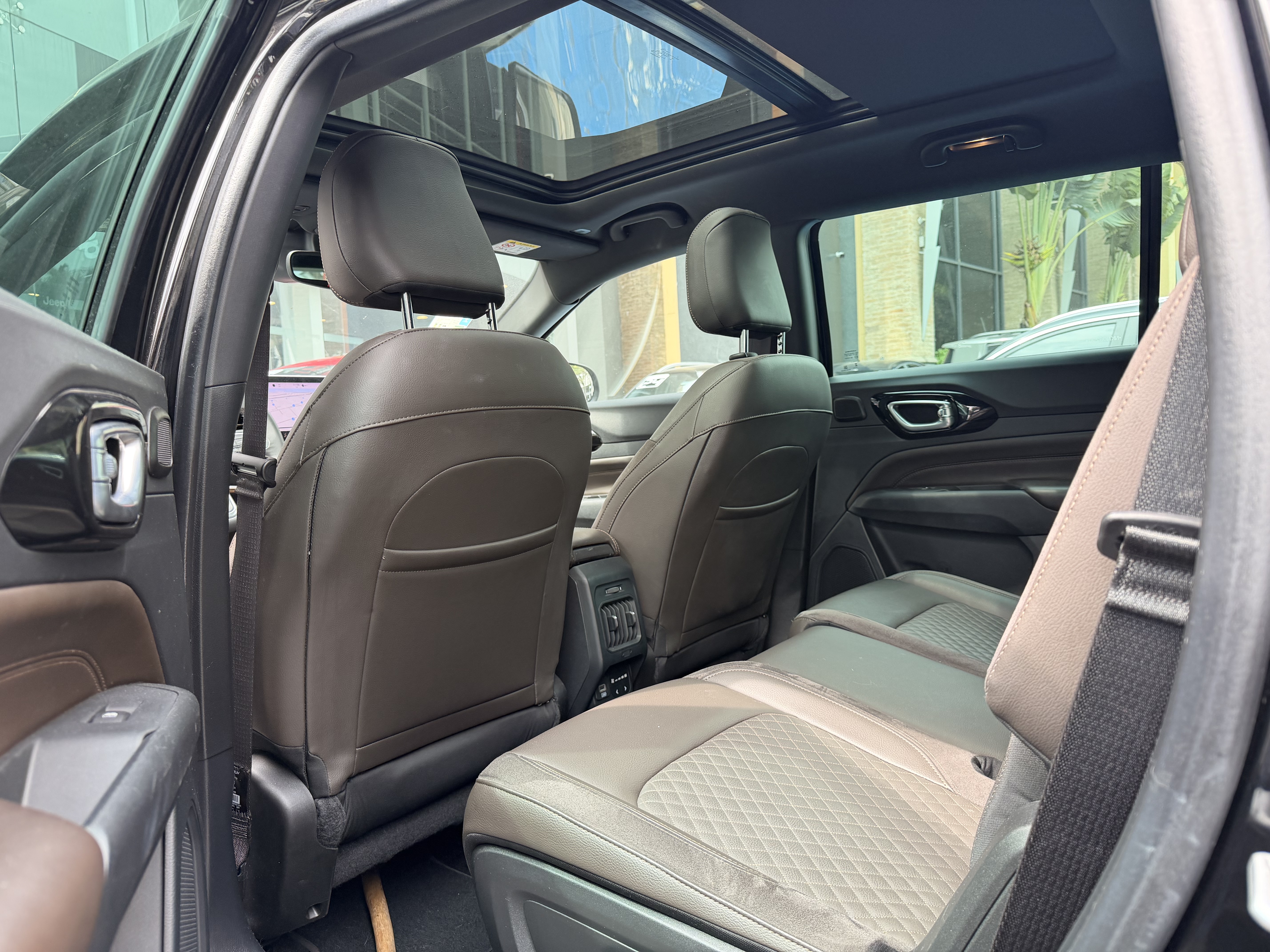 COMMANDER 1.3 T270 TURBO FLEX OVERLAND AT611
