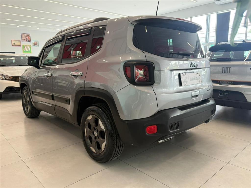 RENEGADE 1.8 16V FLEX 4P AUTOMÁTICO3