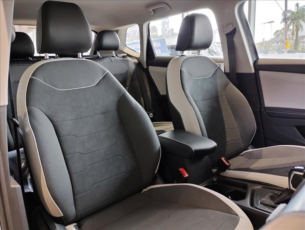 TAOS 1.4 250 TSI TOTAL FLEX COMFORTLINE AUTOMÁTICO9