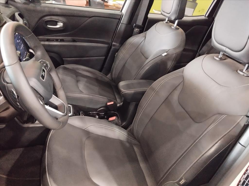 RENEGADE 1.3 T270 TURBO FLEX SAHARA AT68