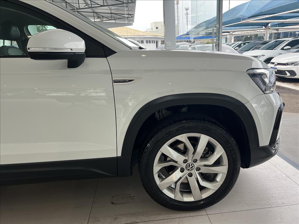 TAOS 1.4 250 TSI TOTAL FLEX COMFORTLINE AUTOMÁTICO4