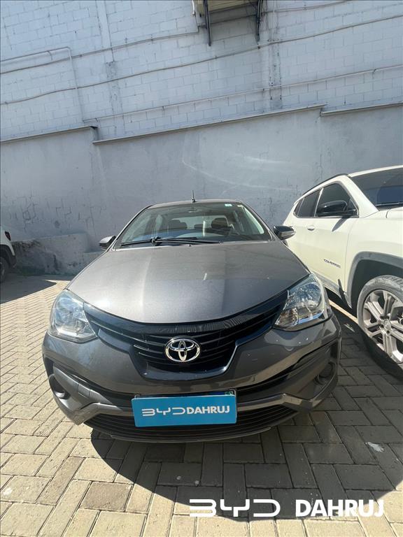 ETIOS 1.5 X PLUS SEDAN 16V FLEX 4P AUTOMÁTICO1