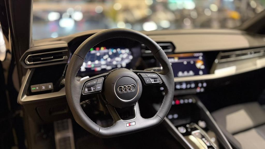 A3 2.0 40 TFSI GASOLINA SPORTBACK PERFORMANCE BLACK S-TRONIC3