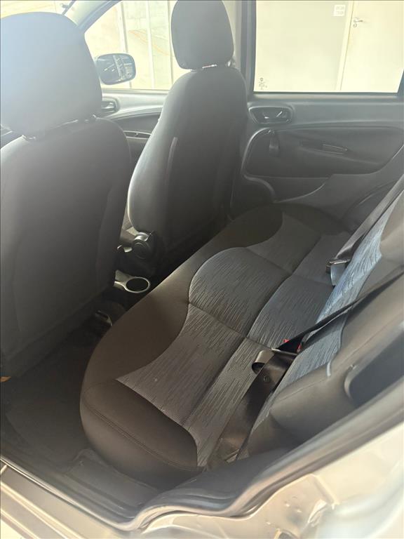 UNO 1.0 EVO ATTRACTIVE 8V FLEX 4P MANUAL5