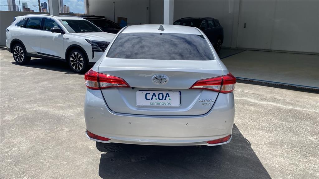 Toyota-YARIS-1.5 16V FLEX SEDAN XLS CONNECT MULTIDRIVE
