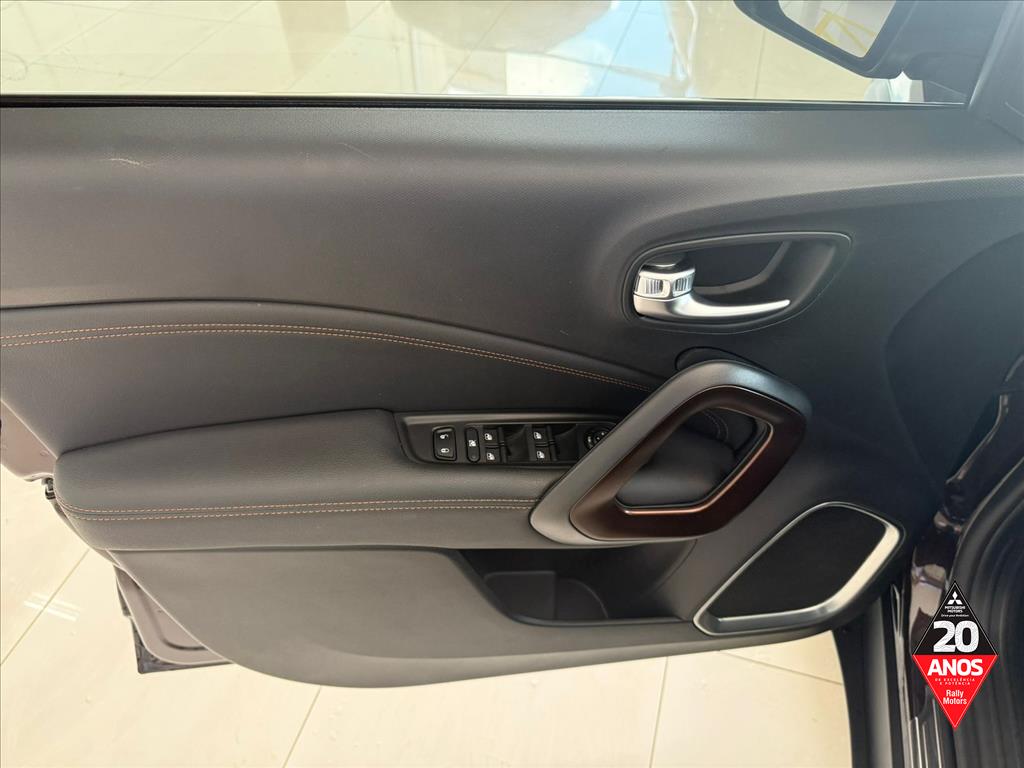 Fiat-TORO-2.0 16V TURBO DIESEL VOLCANO 4WD AT9