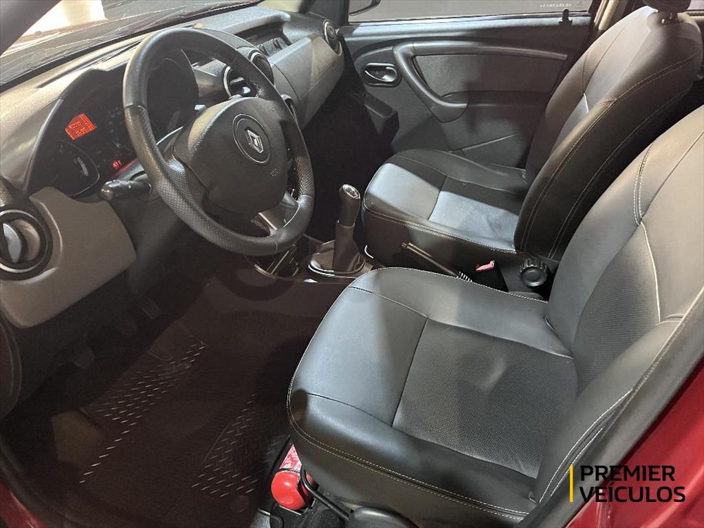 DUSTER 1.6 DYNAMIQUE 4X2 16V FLEX 4P MANUAL4 DUSTER 1.6 DYNAMIQUE 4X2 16V FLEX 4P MANUAL4