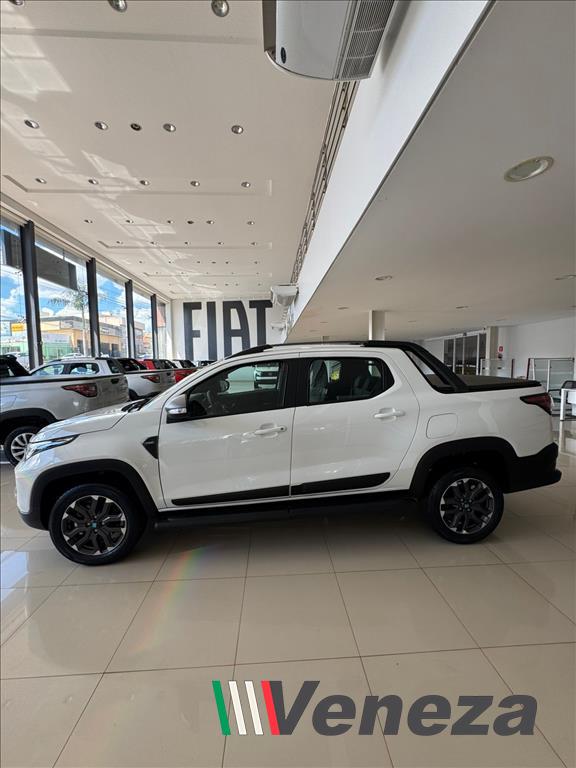 STRADA 1.0 TURBO 200 FLEX ULTRA CD CVT4