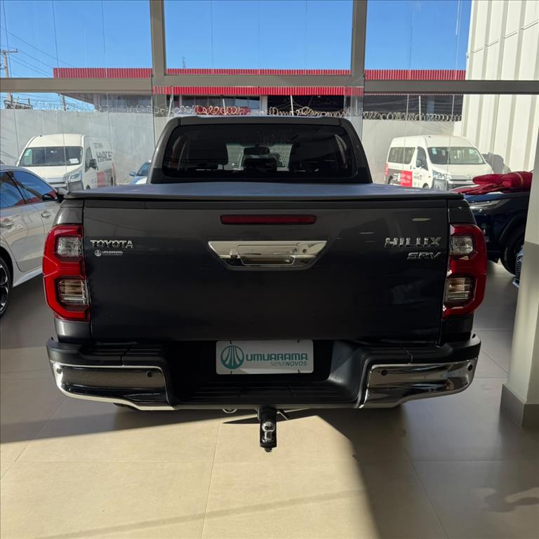 HILUX 2.8 D-4D TURBO DIESEL CD SRV 4X4 AUTOMÁTICO5