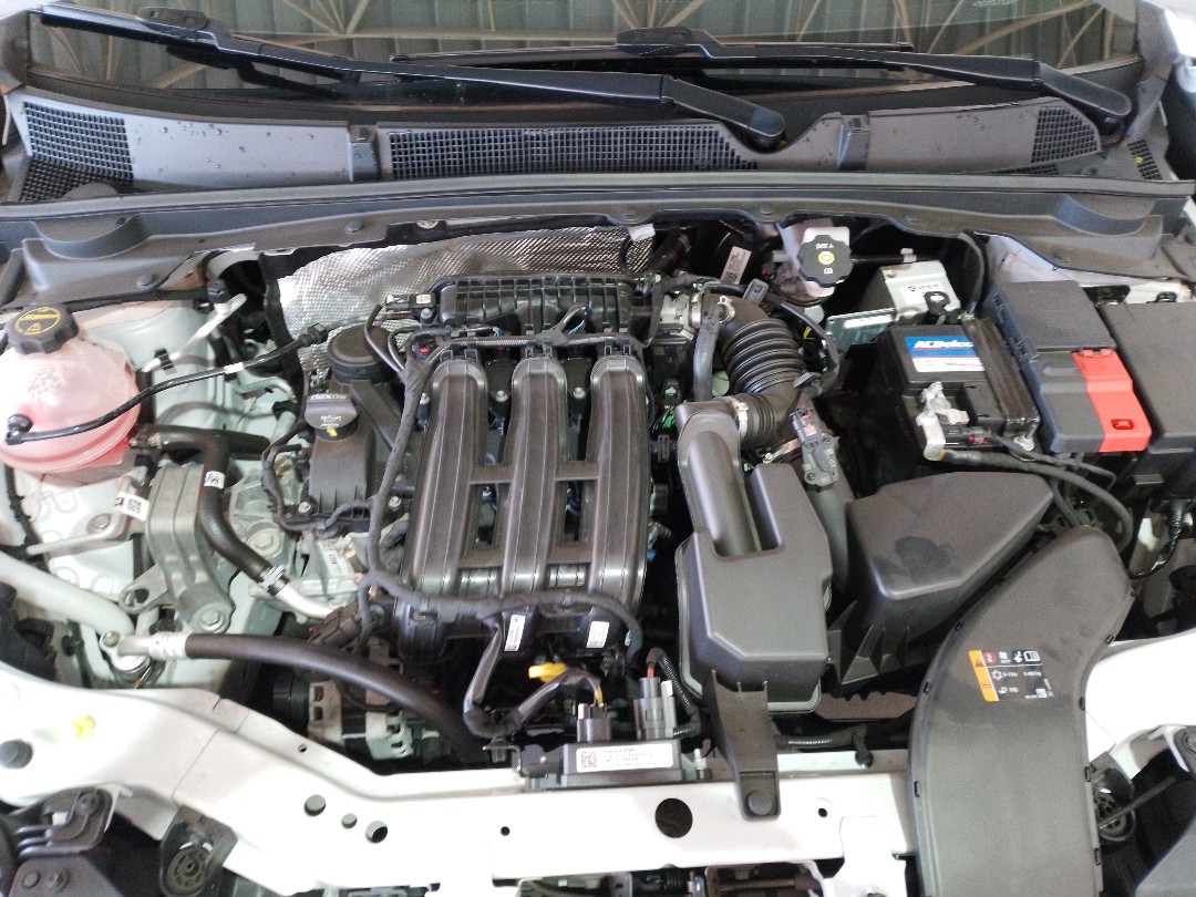 GM - Chevrolet-ONIX-1.0 FLEX LT MANUAL