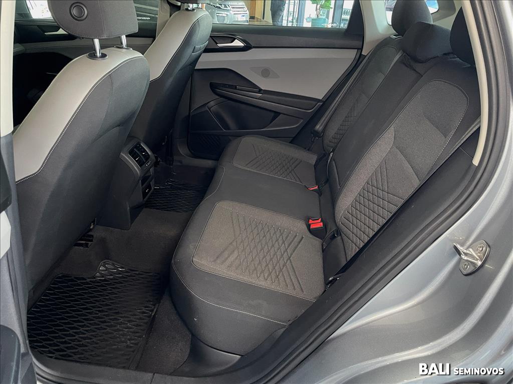 TAOS 1.4 250 TSI TOTAL FLEX COMFORTLINE AUTOMÁTICO17