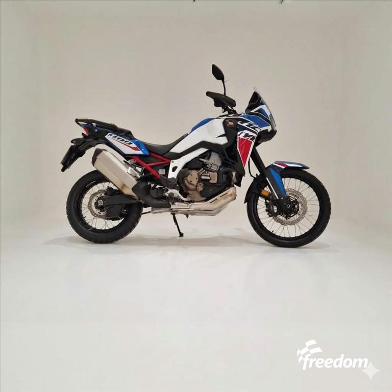 Moto HONDA do modelo CRF 1100L AFRICA TWIN DCT 2024/2024