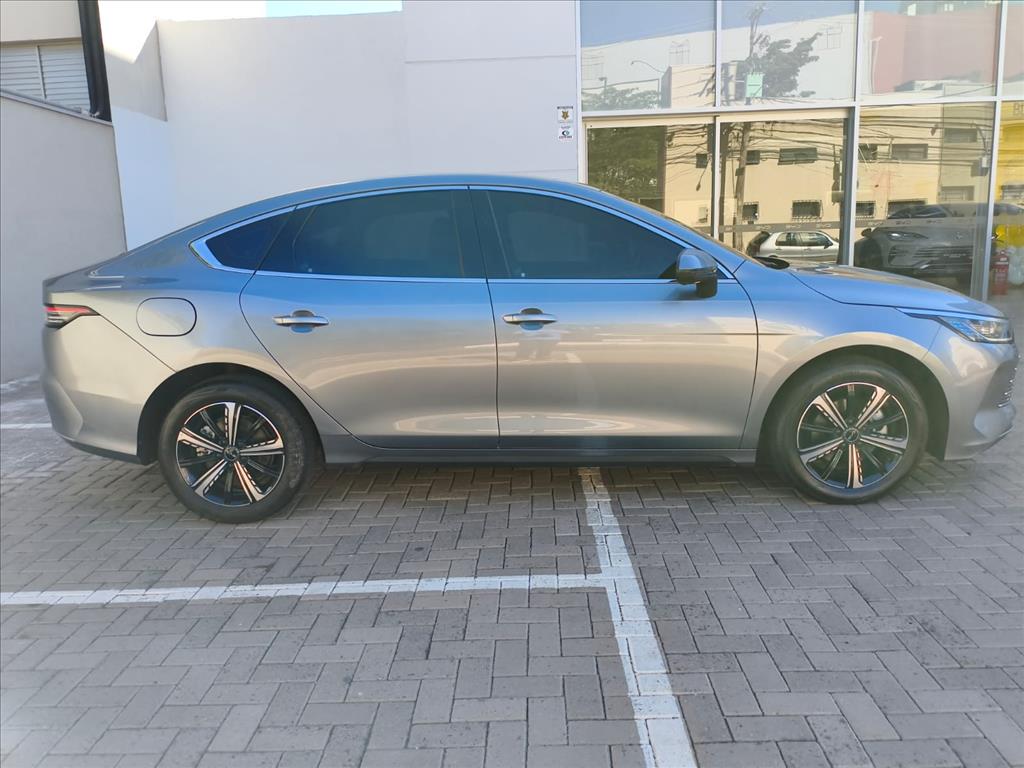 KING 1.5 DM-I PHEV GS AUTOMÁTICO3