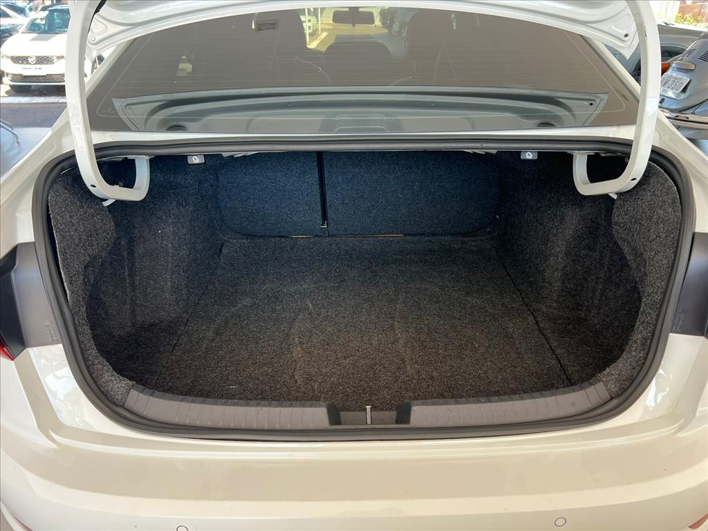 JETTA 1.4 250 TSI TOTAL FLEX COMFORTLINE TIPTRONIC20
