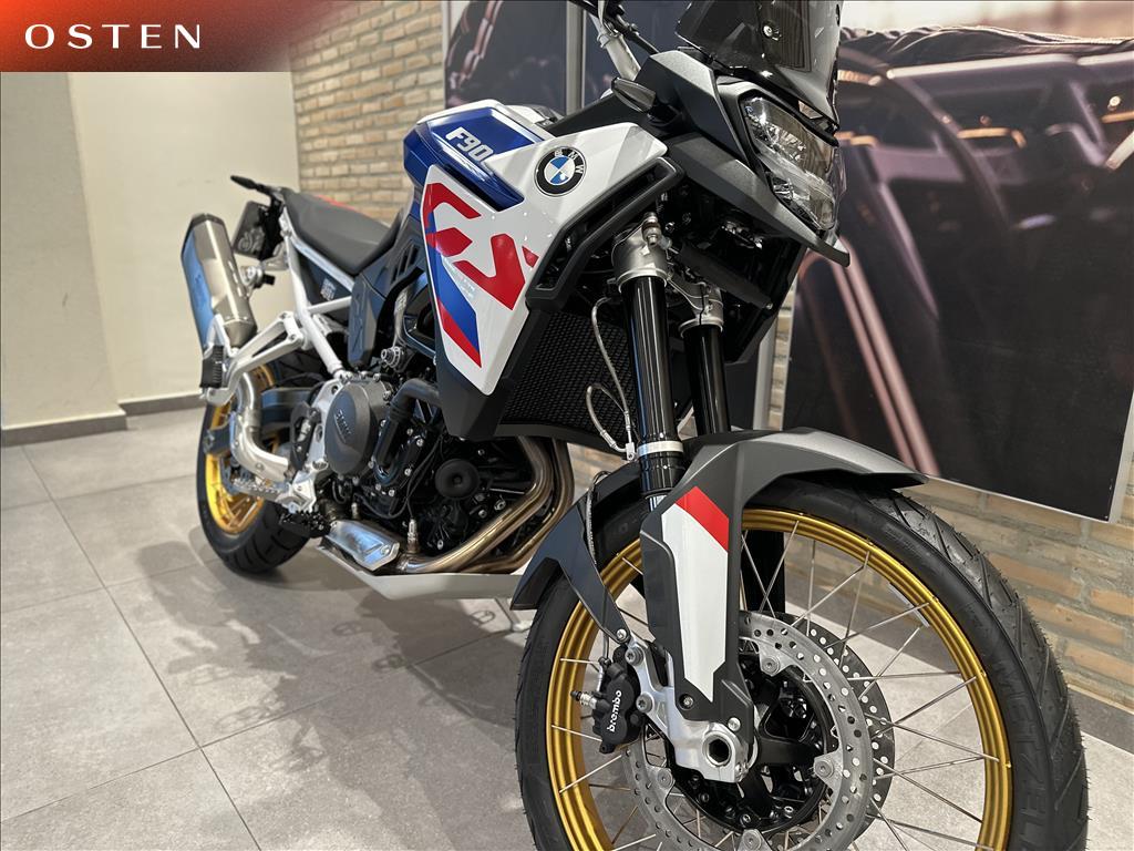 BMW Motorrad-F-900 GS TROPHY