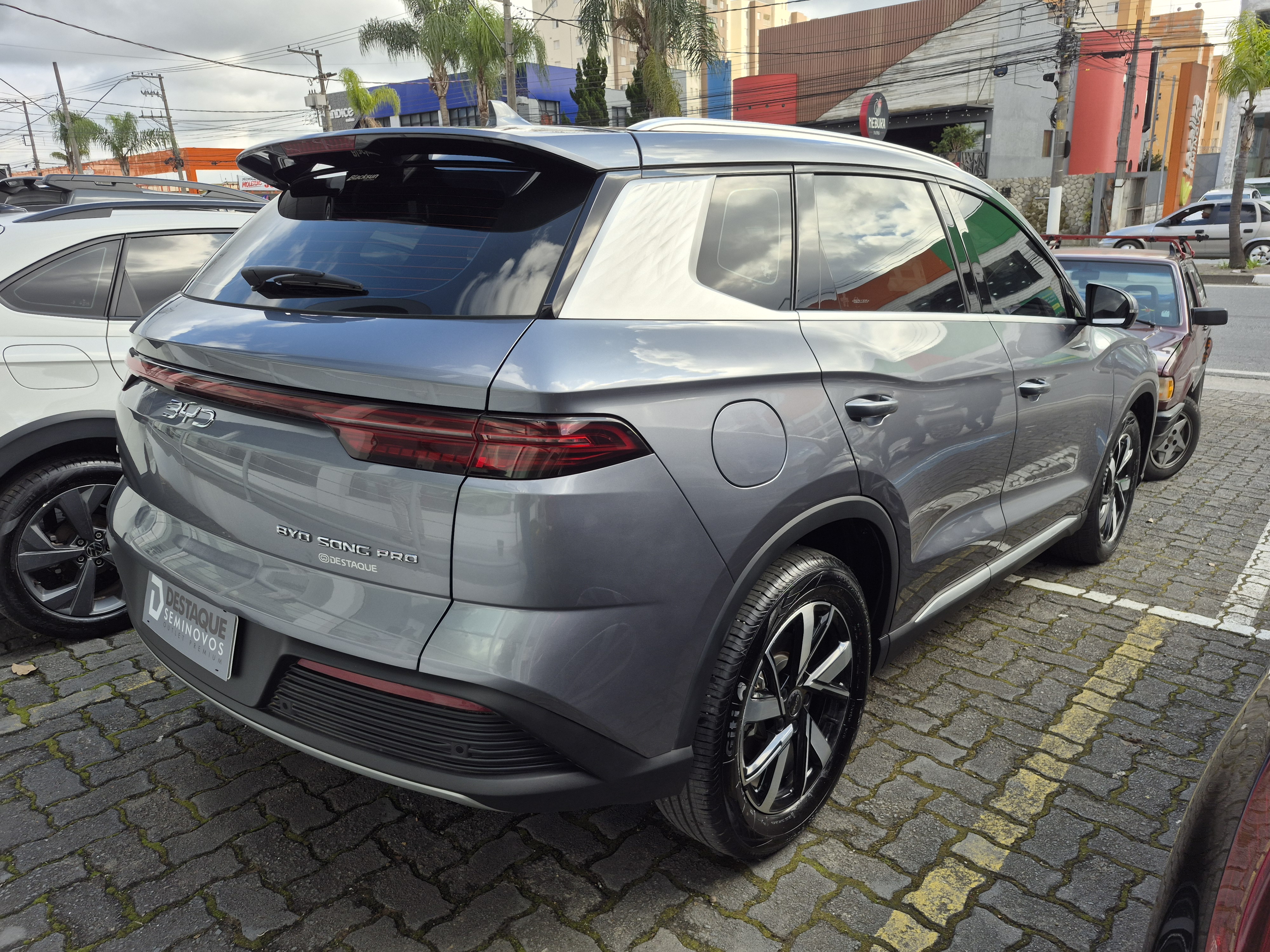 Foto ilustrativa do carro