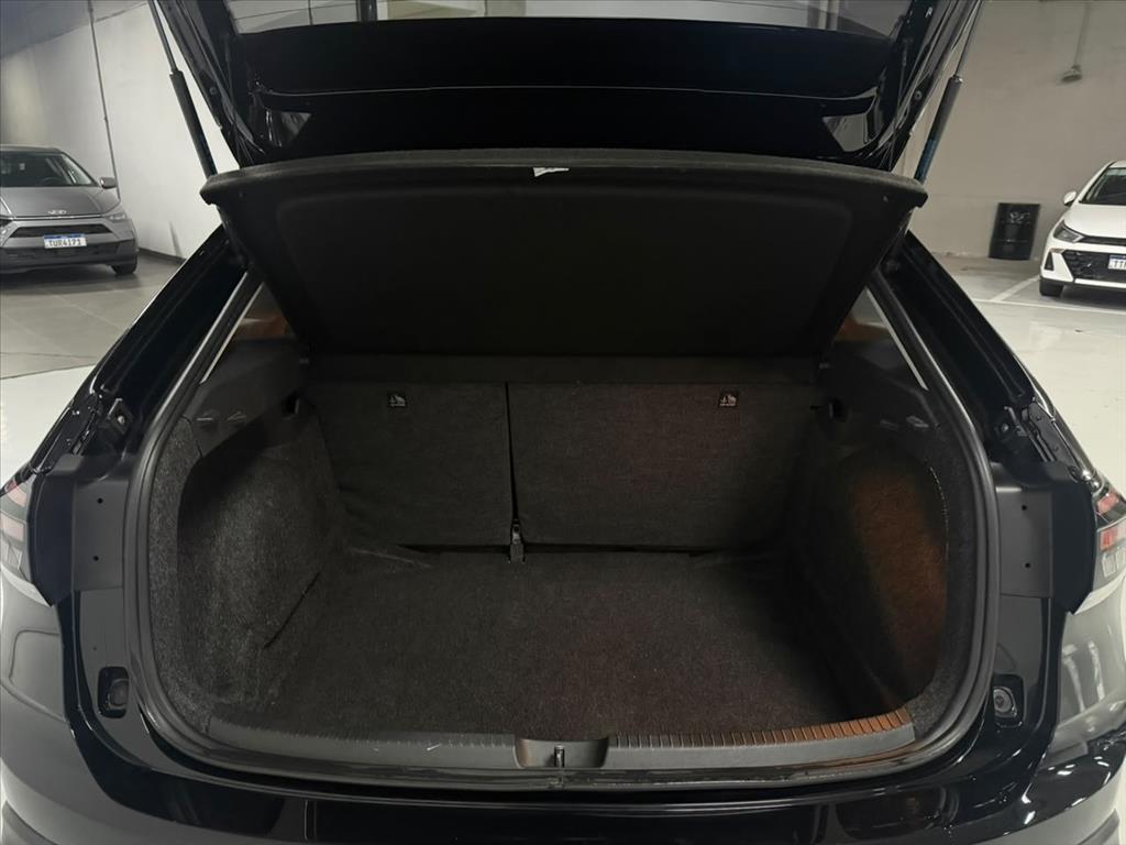 Volkswagen-NIVUS-1.0 200 TSI TOTAL FLEX COMFORTLINE AUTOMÁTICO