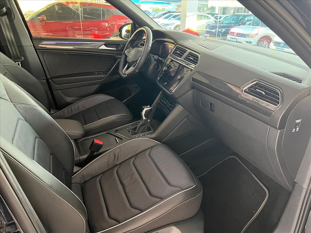 TIGUAN 2.0 300 TSI GASOLINA ALLSPACE R-LINE AUTOMÁTICO16