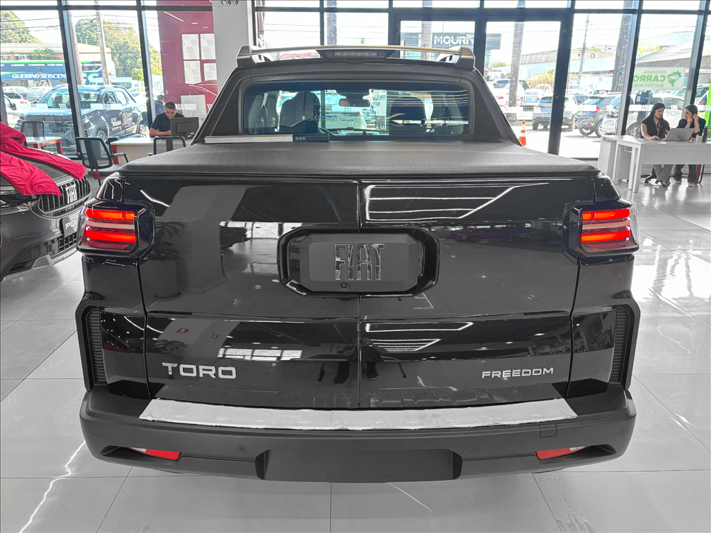 TORO 1.3 TURBO 270 FLEX FREEDOM AT65