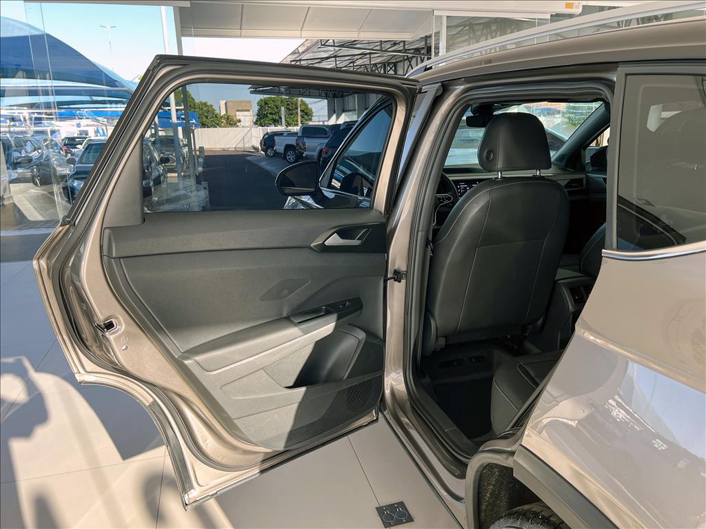TAOS 1.4 250 TSI TOTAL FLEX HIGHLINE AUTOMÁTICO16