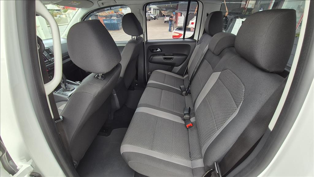AMAROK 3.0 V6 TDI DIESEL COMFORTLINE CD 4MOTION AUTOMÁTICO