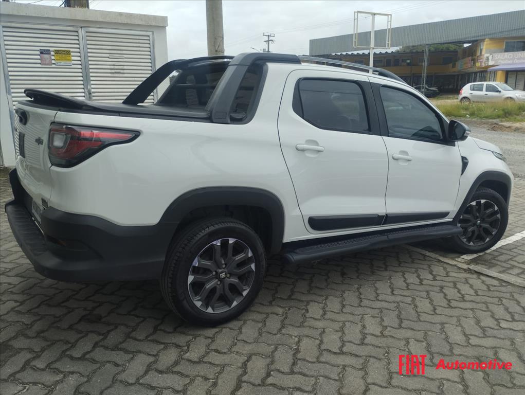 STRADA 1.0 TURBO 200 FLEX ULTRA CD CVT4