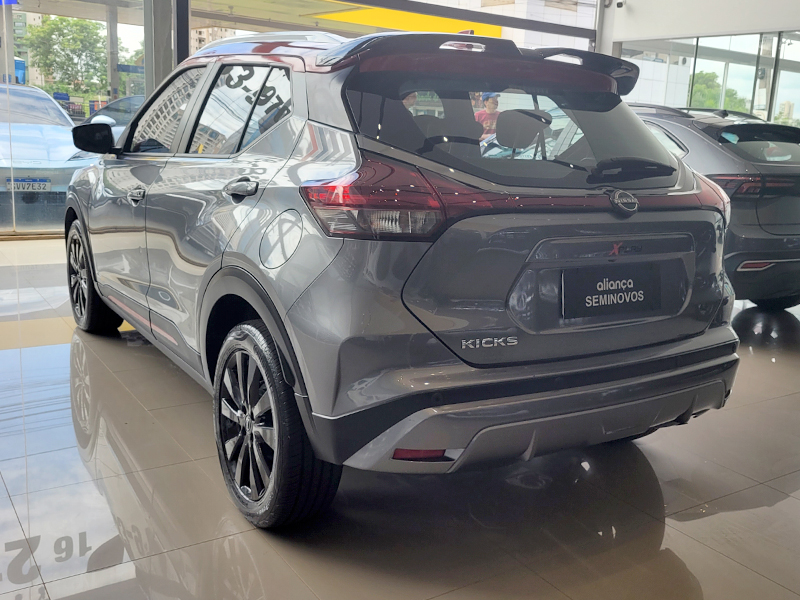 KICKS 1.6 16V FLEXSTART XPLAY XTRONIC6