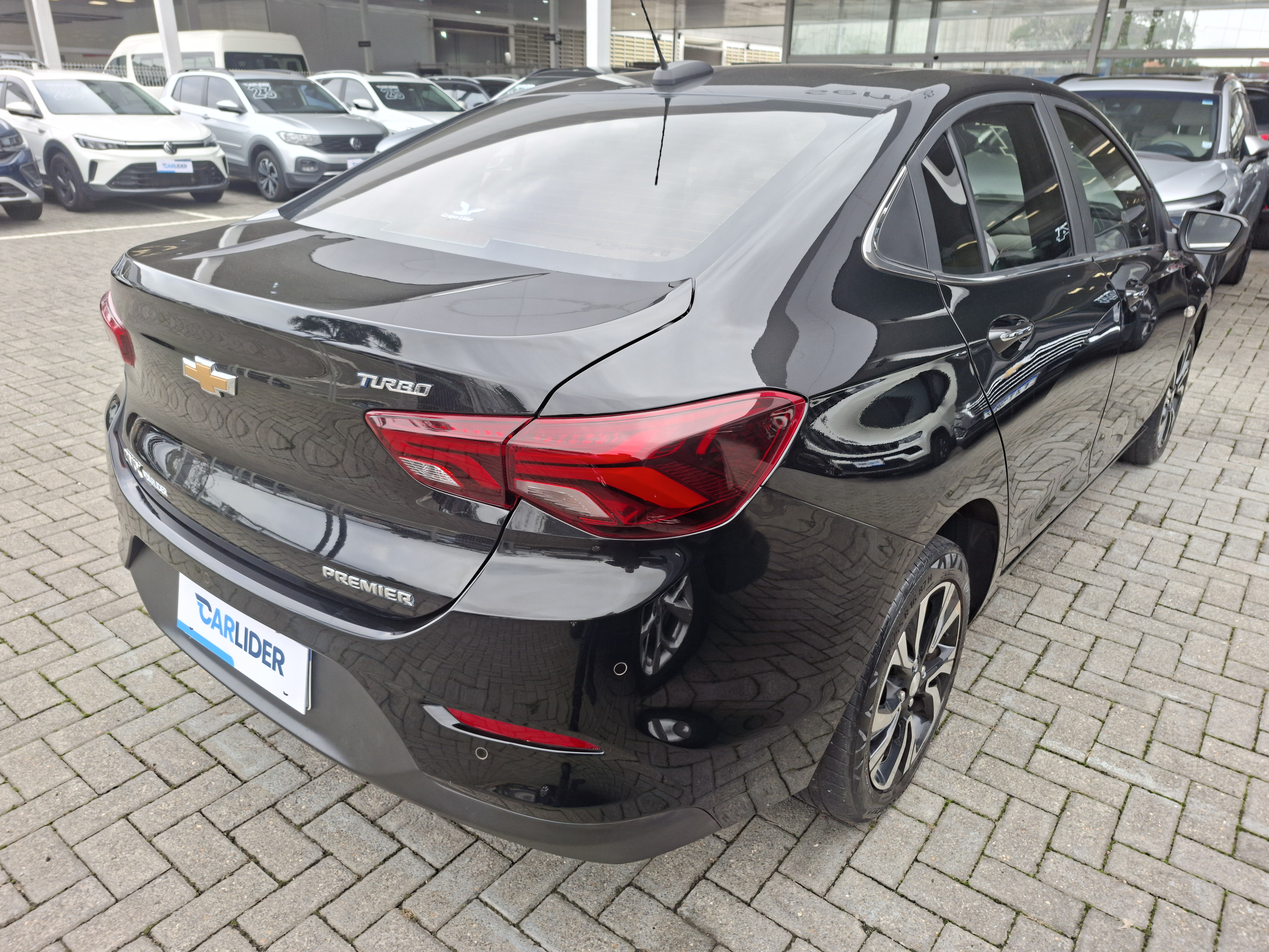 ONIX PLUS 1.0 TURBO FLEX PREMIER AUTOMÁTICO4