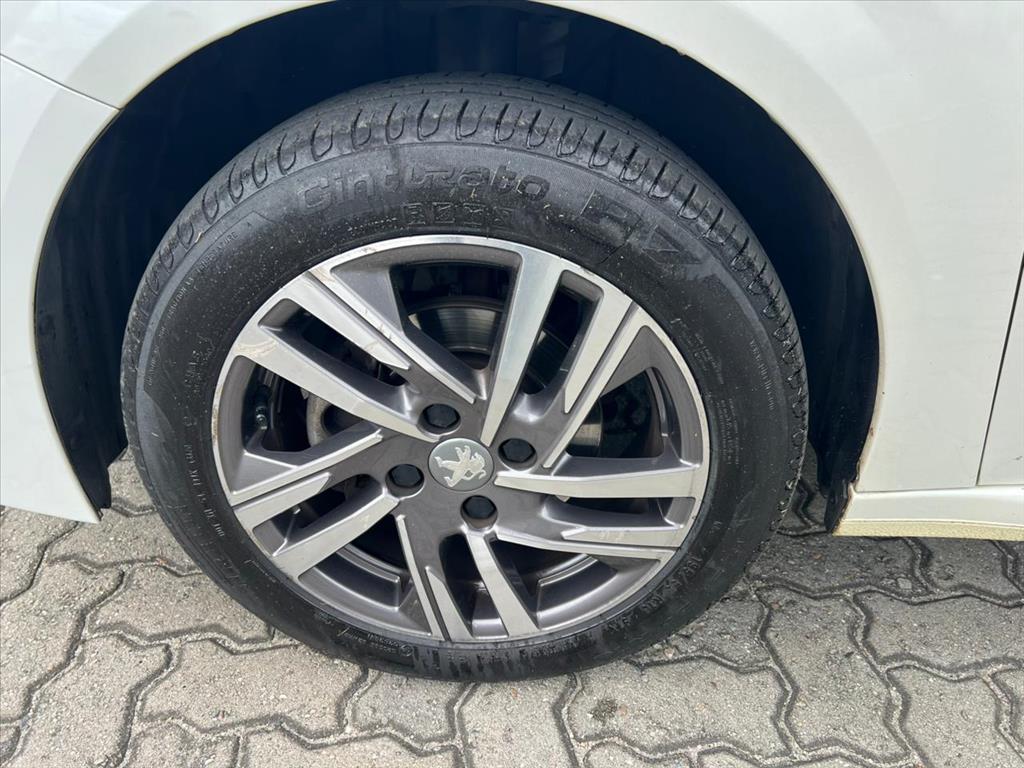 208 1.6 16V FLEX ALLURE AT66