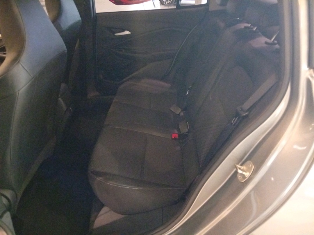 Chevrolet Onix Plus 1.0 Turbo Flex LTZ Automático - foto 10