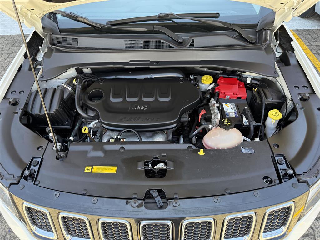 Jeep Compass - 2.0 16V FLEX LONGITUDE AUTOMÁTICO