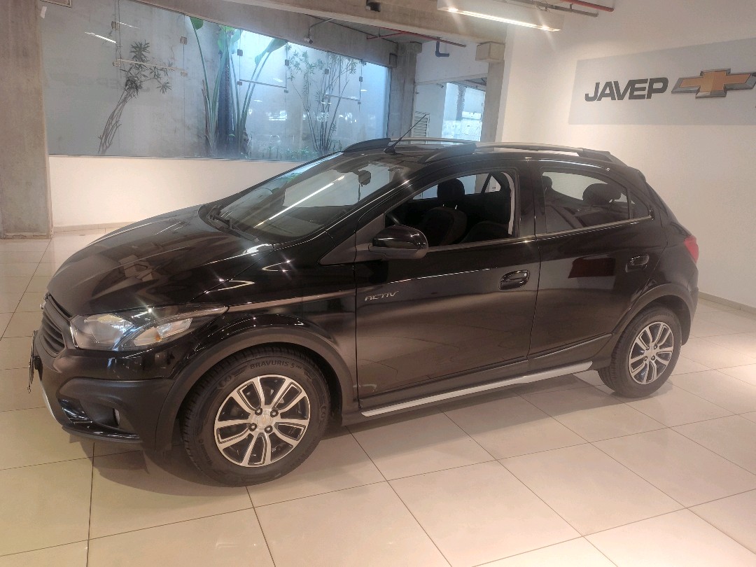 Chevrolet Onix 1.4 Mpfi Activ 8V Flex 4P Manual - foto 5