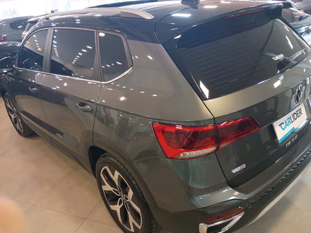 TAOS 1.4 250 TSI TOTAL FLEX HIGHLINE AUTOMÁTICO2
