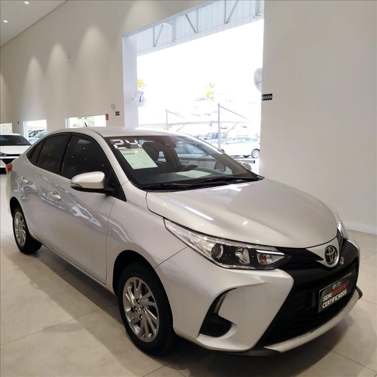 YARIS 1.5 16V FLEX SEDAN XS MULTIDRIVE