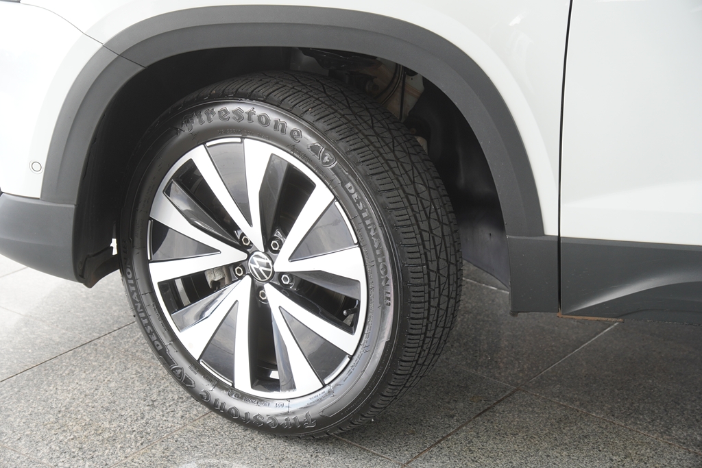 TAOS 1.4 250 TSI TOTAL FLEX HIGHLINE AUTOMÁTICO4