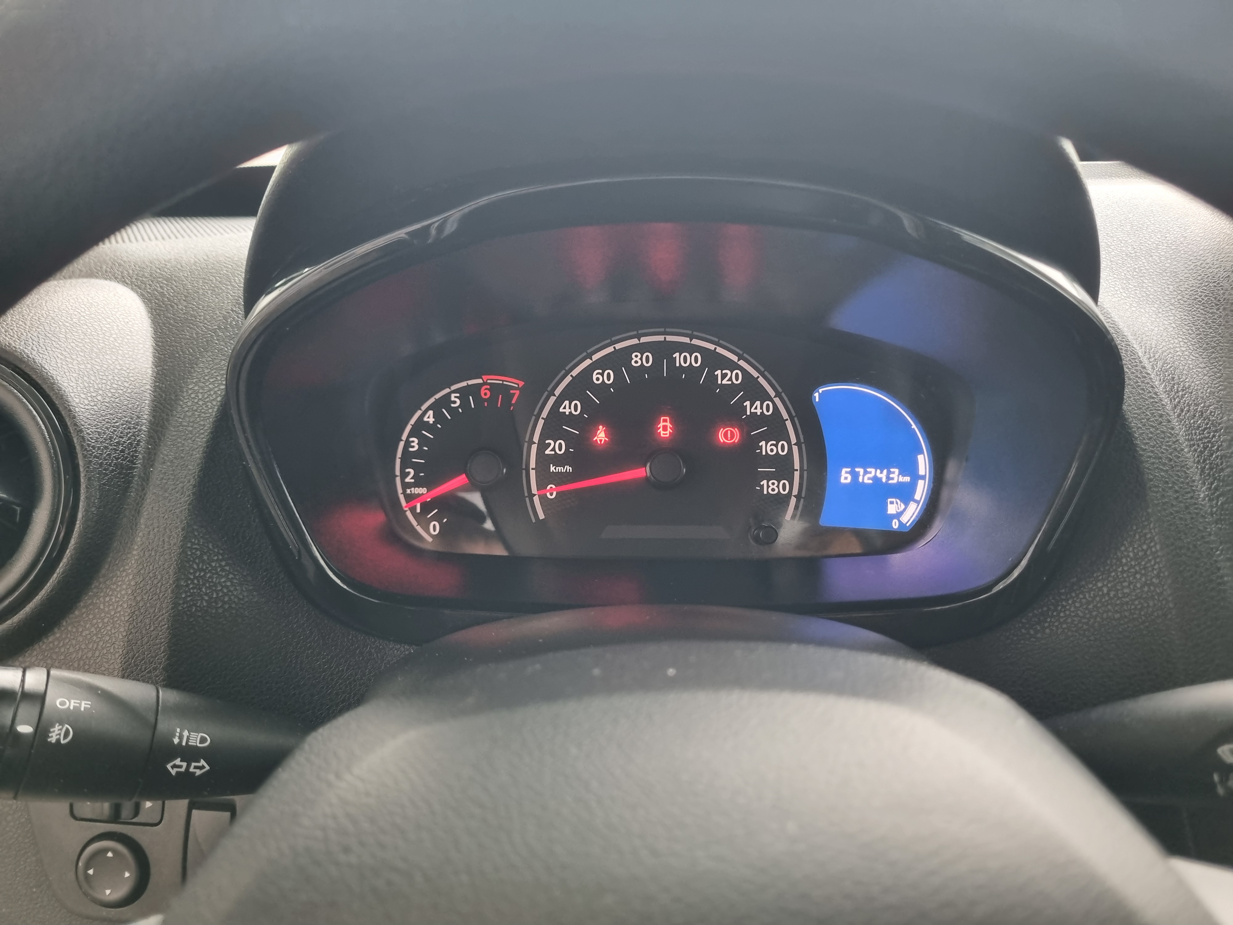 KWID 1.0 12V SCE FLEX OUTSIDER MANUAL9