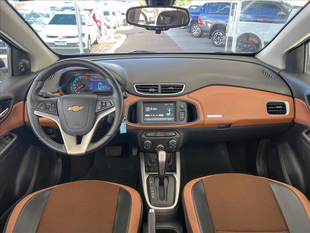 ONIX 1.4 MPFI ACTIV 8V FLEX 4P AUTOMÁTICO11