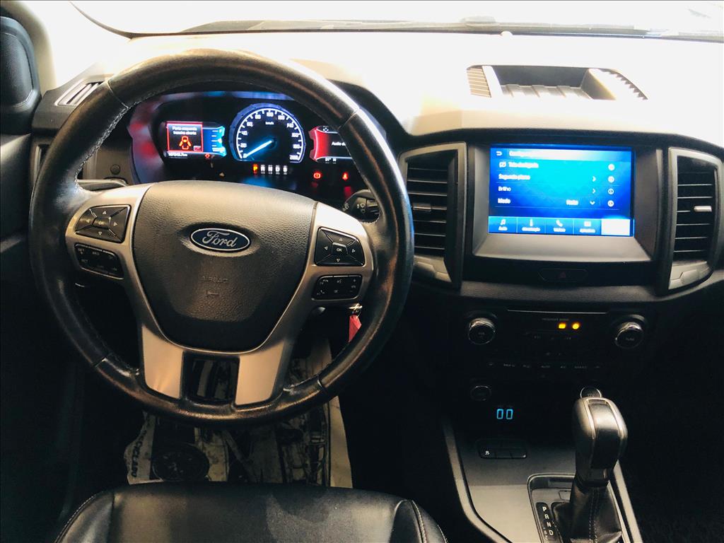 RANGER 2.2 BLACK 4X2 CD 16V DIESEL 4P AUTOMÁTICO11