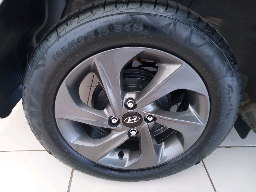HB20S 1.0 COMFORT PLUS 12V FLEX 4P MANUAL12