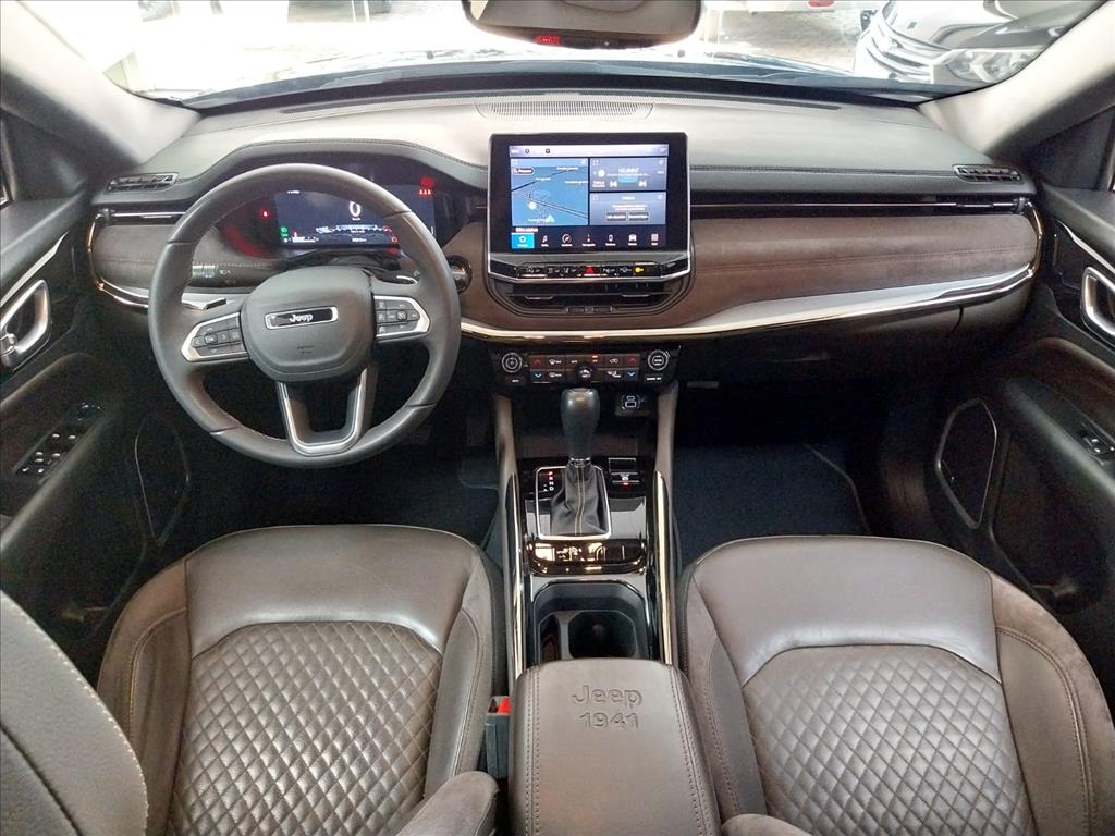 COMMANDER 1.3 T270 TURBO FLEX OVERLAND AT6