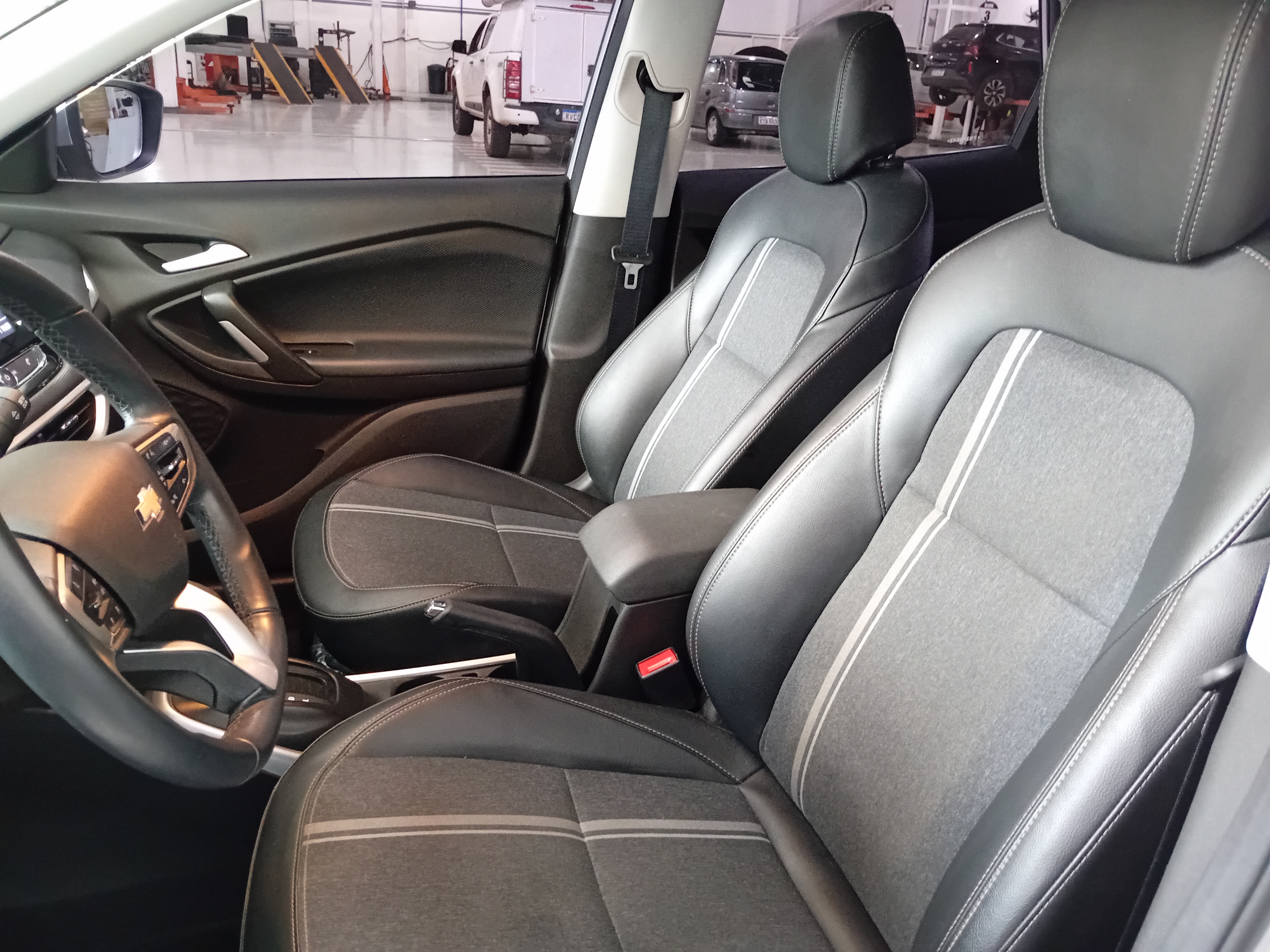 TRACKER 1.0 TURBO FLEX LTZ AUTOMÁTICO8