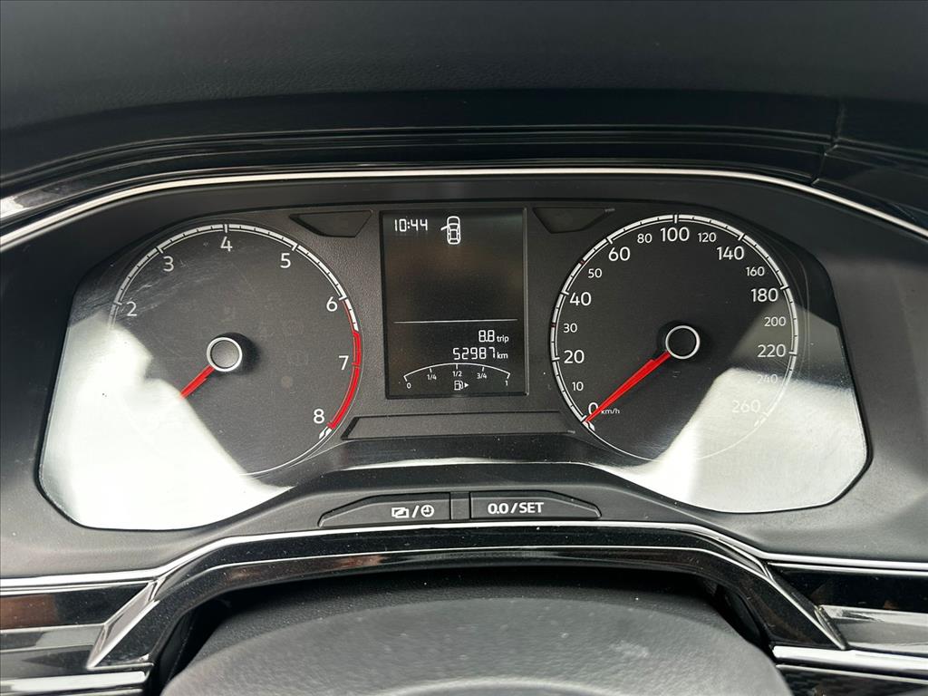 POLO 1.0 MPI TRACK MANUAL9