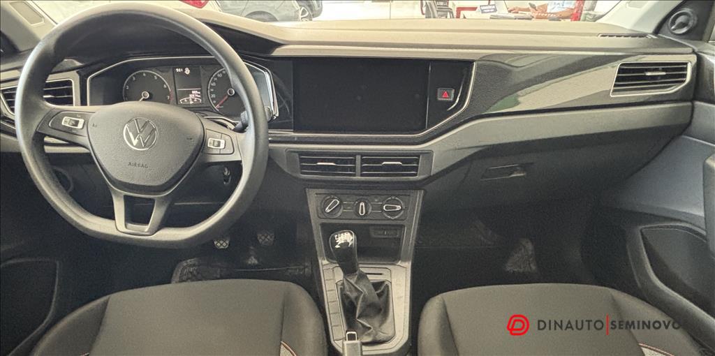 VW - Volkswagen-POLO-1.0 MPI TRACK MANUAL