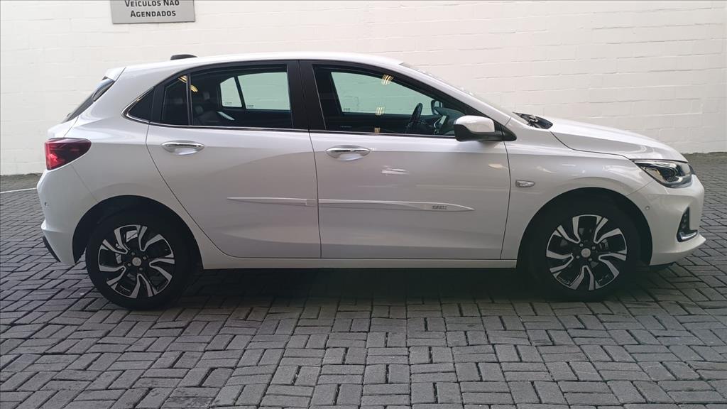 ONIX 1.0 TURBO FLEX PREMIER AUTOMÁTICO7