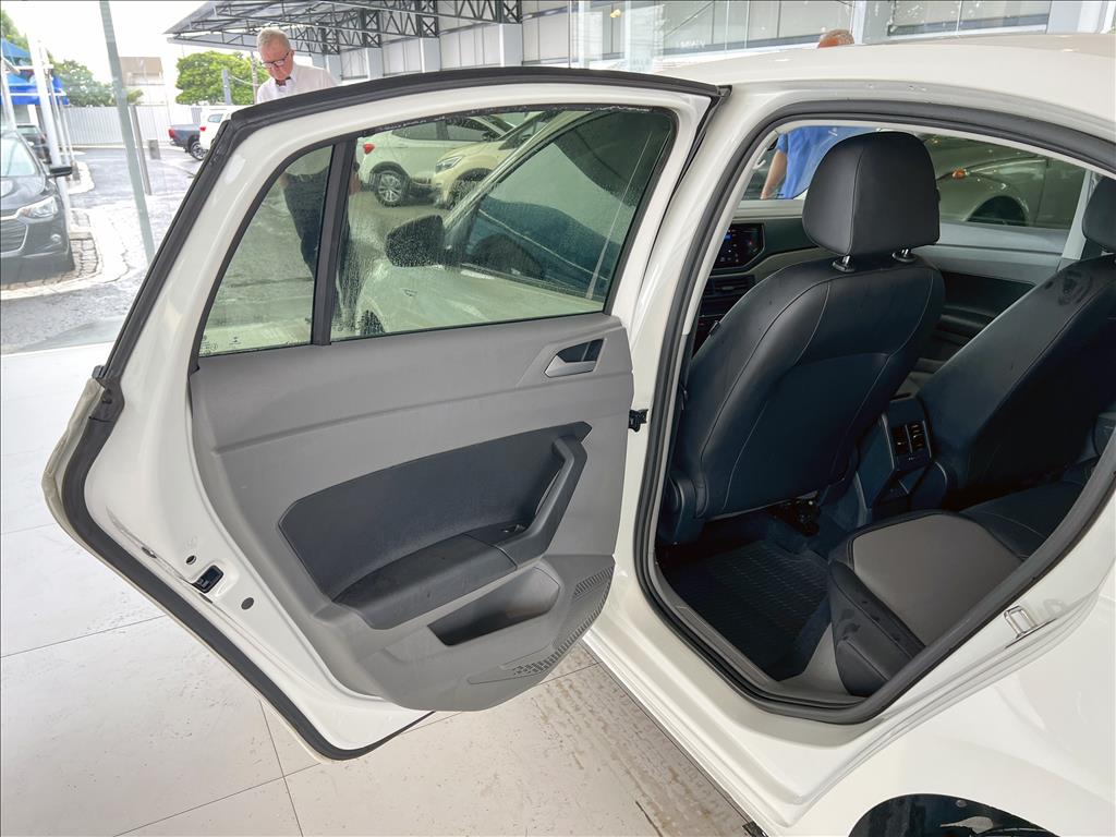 VIRTUS 1.0 200 TSI COMFORTLINE AUTOMÁTICO16