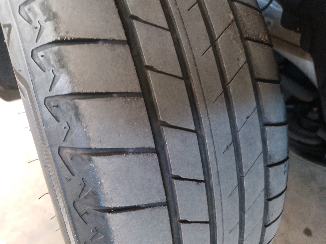 Jeep-RENEGADE-1.3 T270 TURBO FLEX SPORT AT6