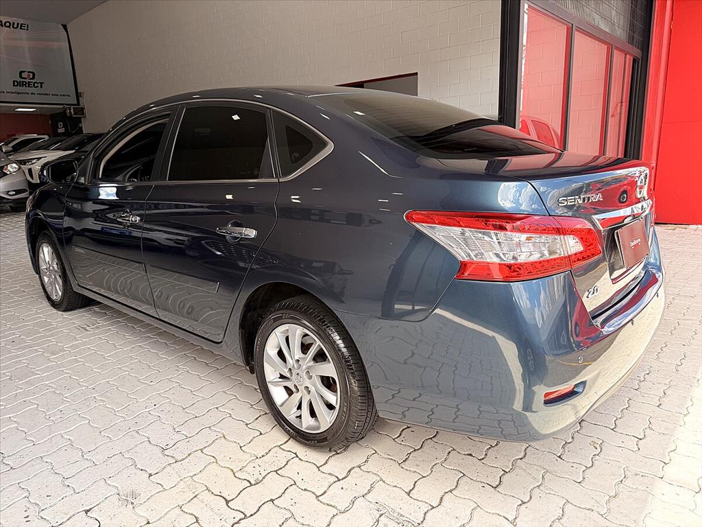 Nissan Sentra - 2.0 SV 16V FLEX 4P AUTOMÁTICO