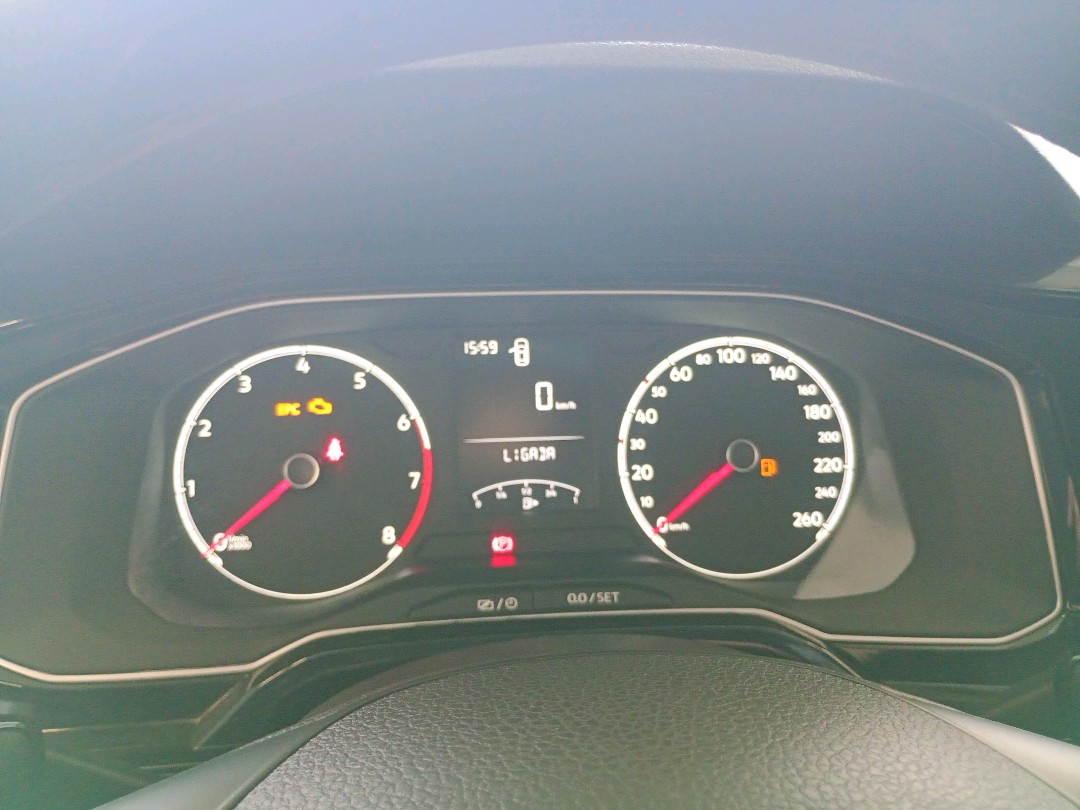 POLO 1.0 MPI TRACK MANUAL1